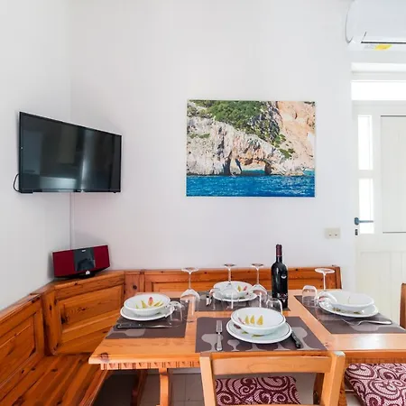 La Punta Апартаменты *